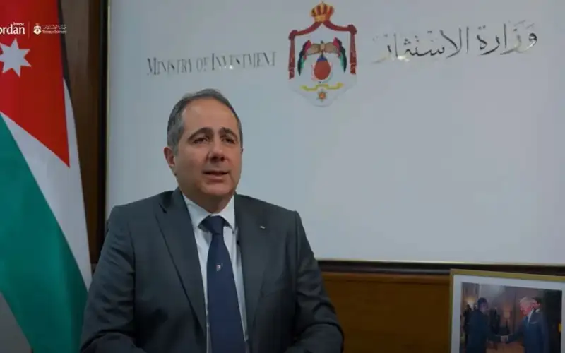 أبو غزالة: قرار الجنسية عبر الاستثمار