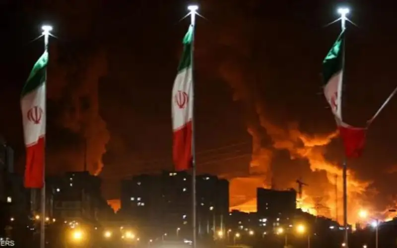 الجيش الامريكي يشن ضربات في إيران