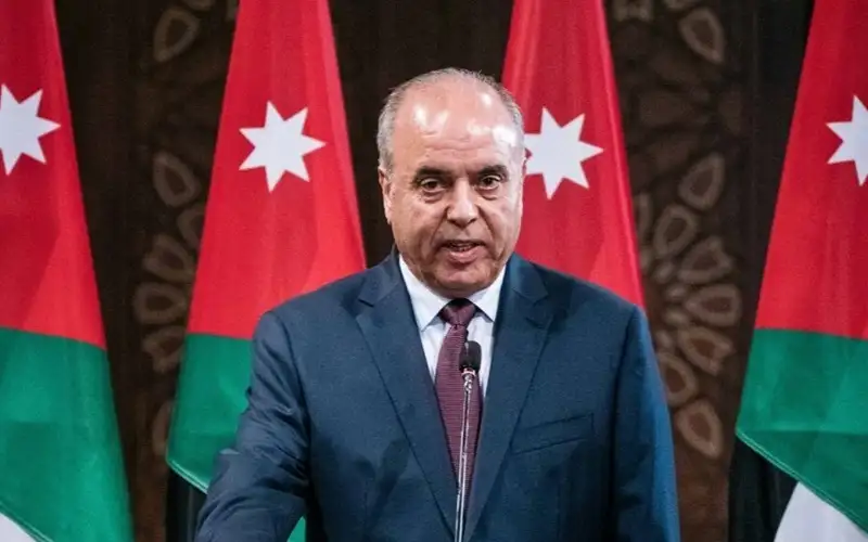 وزير التربية يوجه رسالة للمعلمين والطلبة