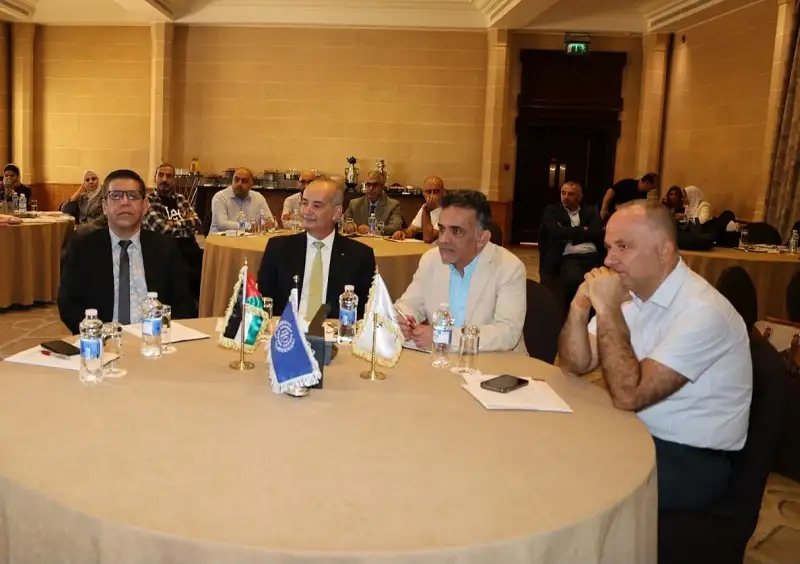 افتتاح دورة تدريب مدربين (فكر وابدأ
