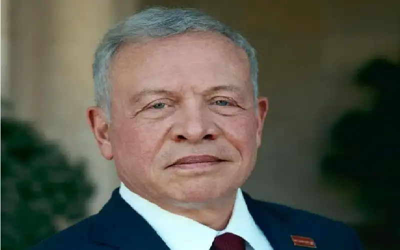 الملك يغادر أرض الوطن في زيارة