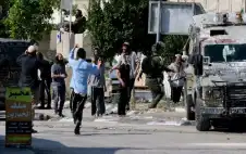 إصابات واعتداءات على منازل ومزارع في
