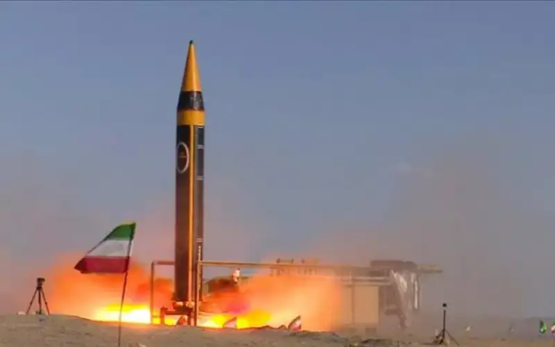 صحيفة أمريكية: صواريخ إيران قوة لا