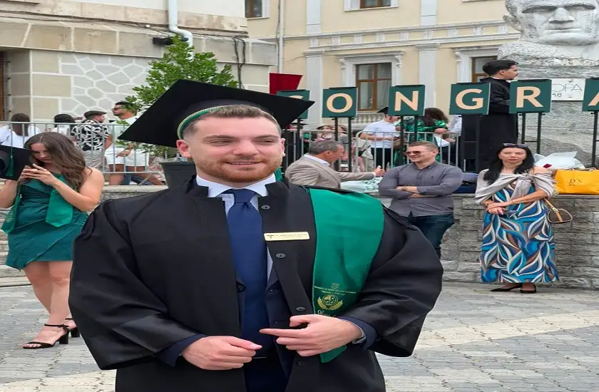 الدكتور عبدالوهاب العطعوط ينال درجة الدكتور