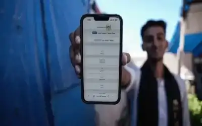 الدولار يرتفع بدفعة من زيادة عوائد