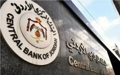 وزير الزراعة يعود مراقبي حراج تعرضا