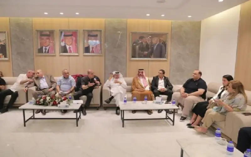 حزب عزم واعضاء الحكومة في حوار