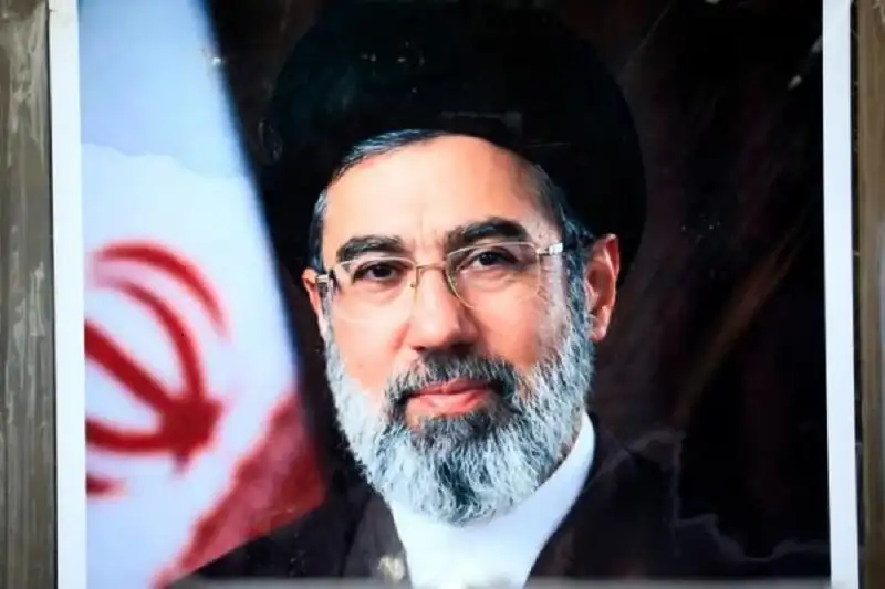 لمرشد الإيراني: طهران جعلت الدفاع عن