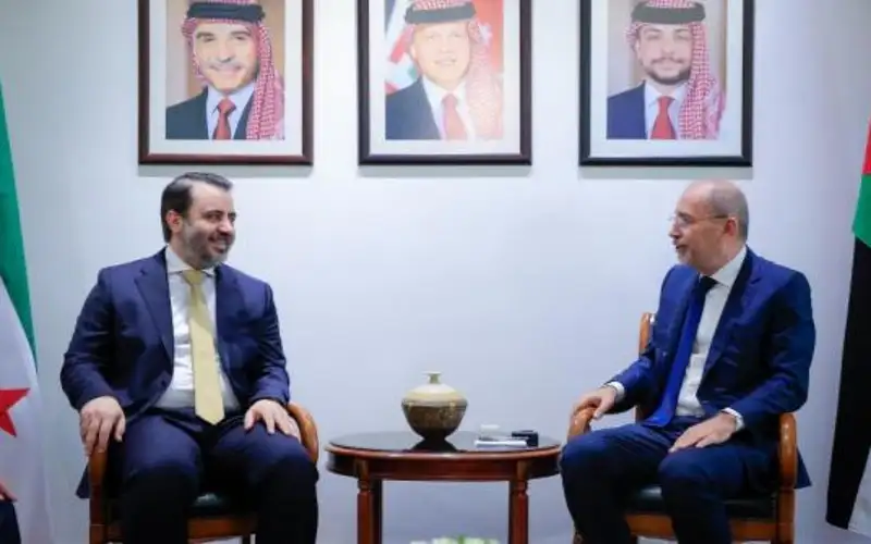 الصفدي والشيباني: الأردن وسوريا متضامنان بالمطلق