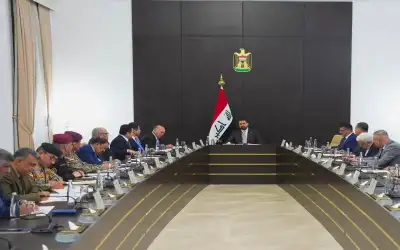 غنيمات: تنمية الحياة السياسية تبدأ بتفعيل
