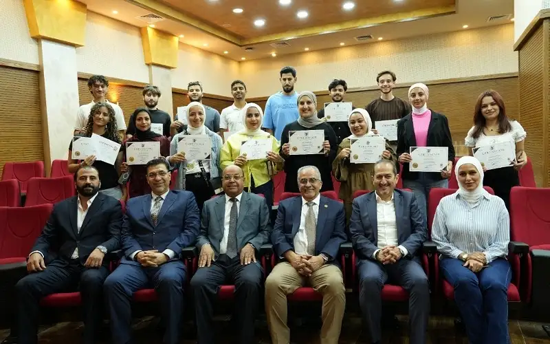 مستشار جامعة عمان الأهلية يرعى حفل