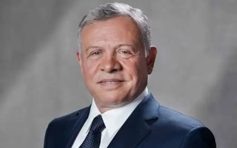 الملك ورئيس وزراء كندا يبحثان خفض
