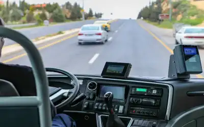 بدء التشغيل التجريبي لخطي نقل يربطان