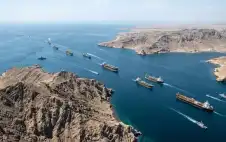 الخارجية الإيرانية: محادثات الملاحة في مضيق