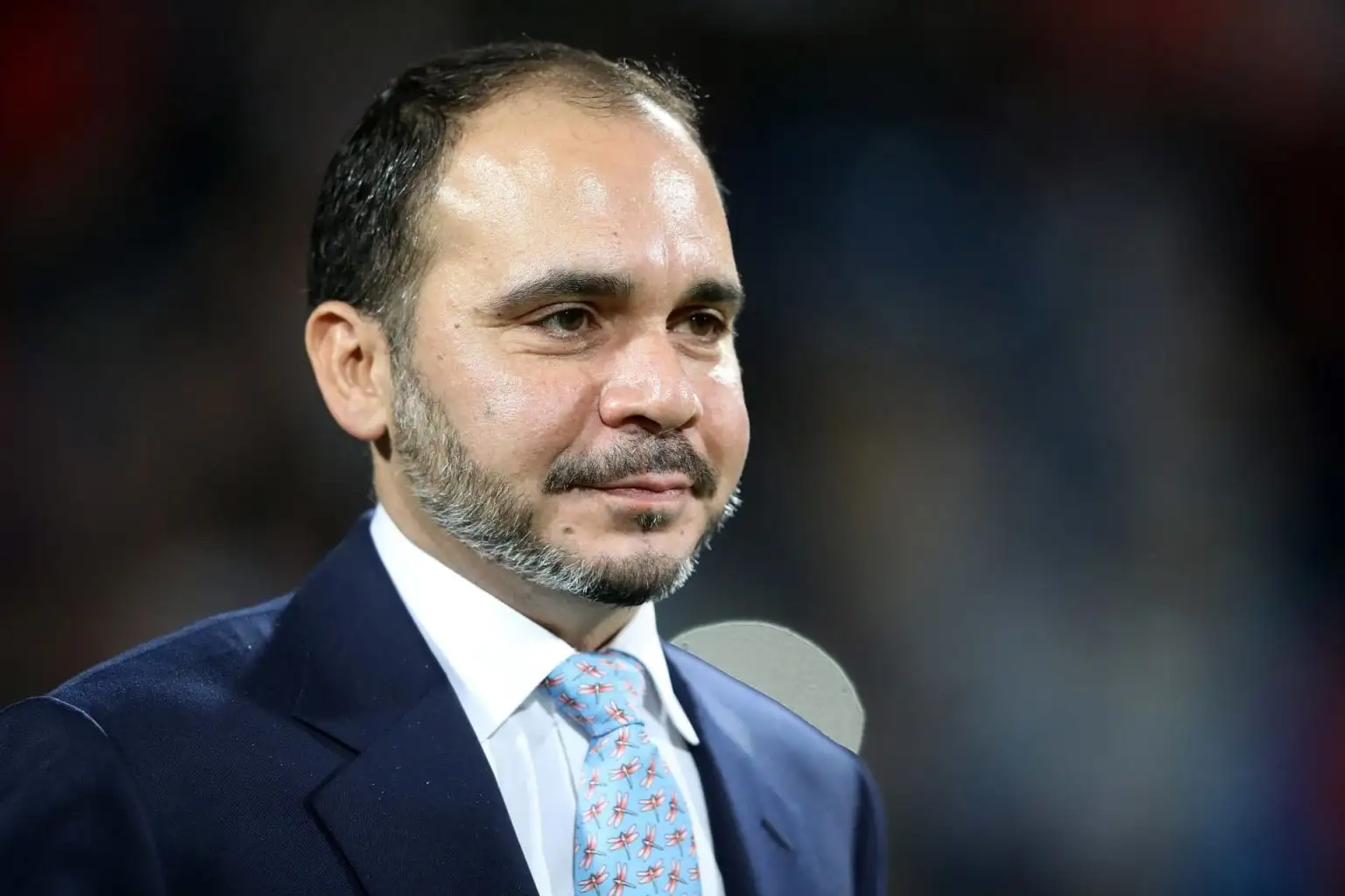الأمير علي يشكر الفيفا بعد تسليم