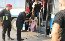 strongالأردنstrong يجلي الدفعة الـ30 من أطفال