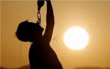 صحيفة نيسان ـ الأرصاد تحذر من أشعة الشمس وتدني