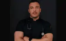 الدكتور نزار الstrongملكاstrongوي يهنىء أبناء العمومة