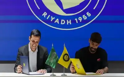 مـاذا يفعل نجل خليفة حفتر في