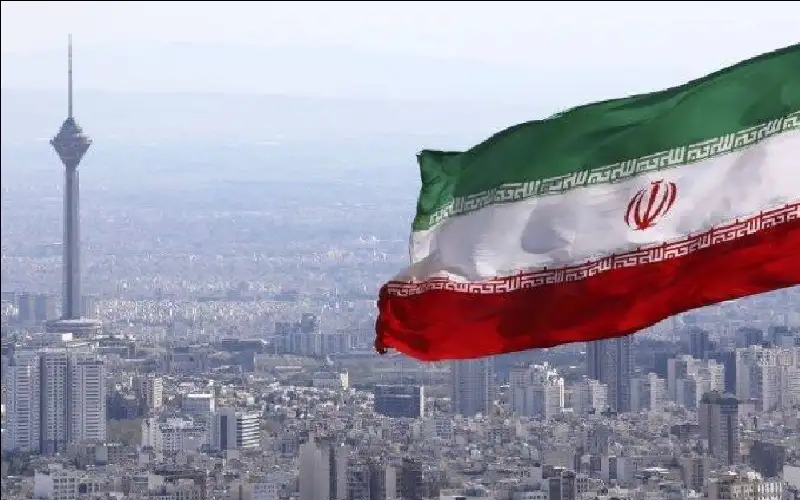 وول ستريت جورنال: إيران تتحول إلى