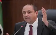 نقيب الأطباء: تعديل الإجازة من دون