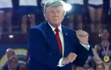 تstrongرمstrongب يعلن الإبقاء على الحصار البحري