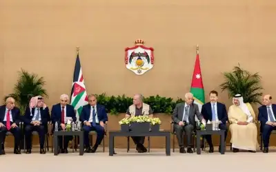ترمب يعلن الإبقاء على الحصار البحري