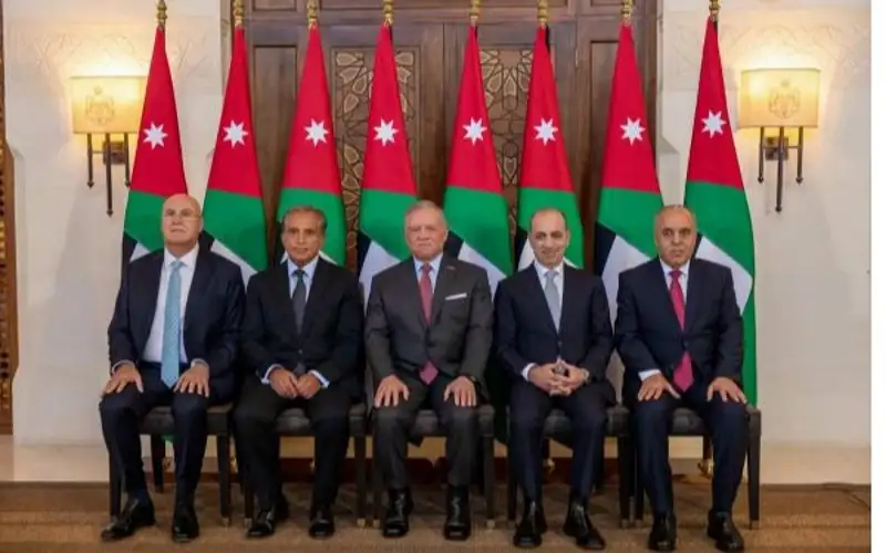 إعادة تدوير لا تغيير .. تقرير