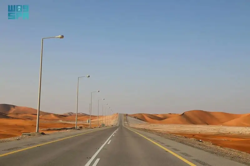 السعودية وعمان تطلقان ممرا لوجستيا بريا