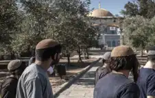 المسجد الأقصى يشهد تصstrongعيstrongدا خطيرا مع