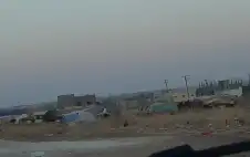 مطاstrongلبstrongات بإزالة خيام عشوائية وأنقاض متراكمة