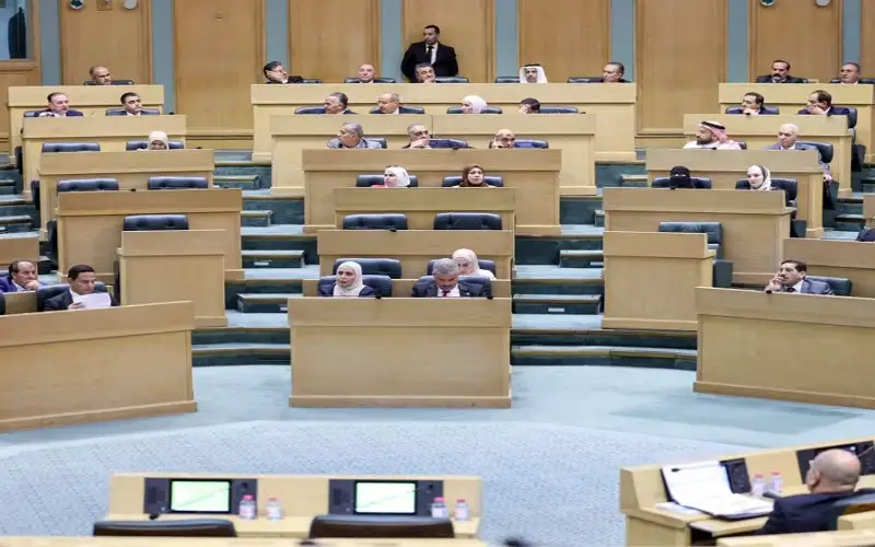 صحيفة نيسان ـ مجلس النواب يوافق على منح المجالس