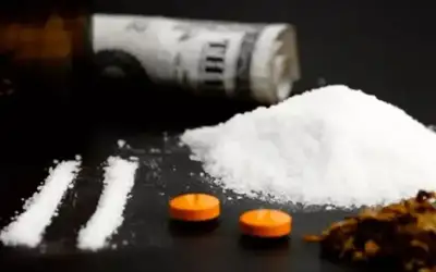 ترجيح رفع أسعار المحروقات ١٠- ١٢