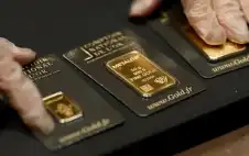 الذهب يصعد 1.6% إلى أعلى مستوى