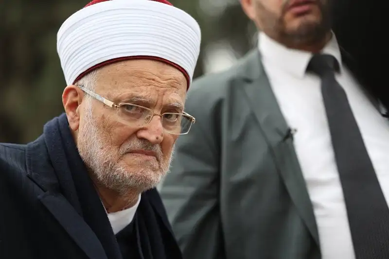 نداء إلى العقل والوجدان: كيف تشكل