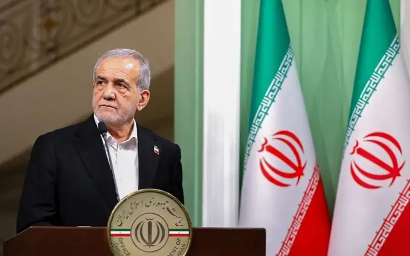 الرئيس الإيراني: لا تنازلات أمام الأعداء