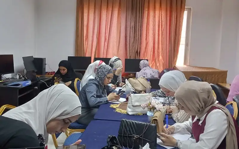 اختتام برنامج اللغة الإنجليزية للباحثين عن