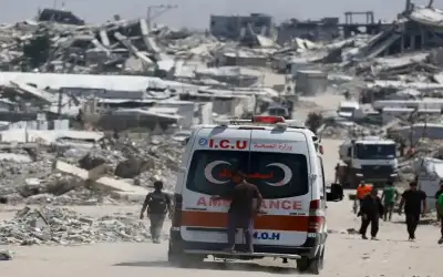 الملك يوجه بفتح المدارس بطريقة مدروسة