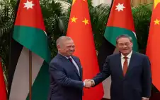الملك ورئيس الوزراء الصيني يبحثان المضي