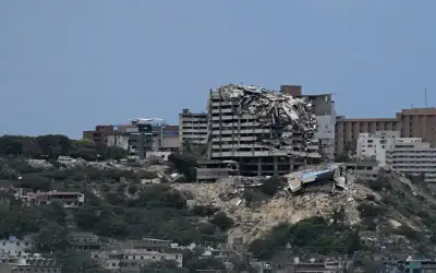 جعفر حسان وعامر الفايز وعمر ملحس