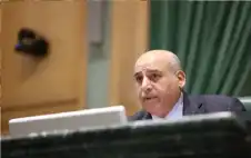 القاضي ينقل تحيات الملك إلى الرئيس
