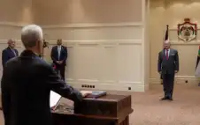 الضمور يؤدي اليمين القانونية أمام الملك