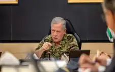 لملك في رstrongسالstrongة للحراسيس : بذل