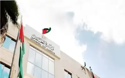 ناشئة نيسان ـ العمل: عقود العمل الموحدة للمدارس الخاصة