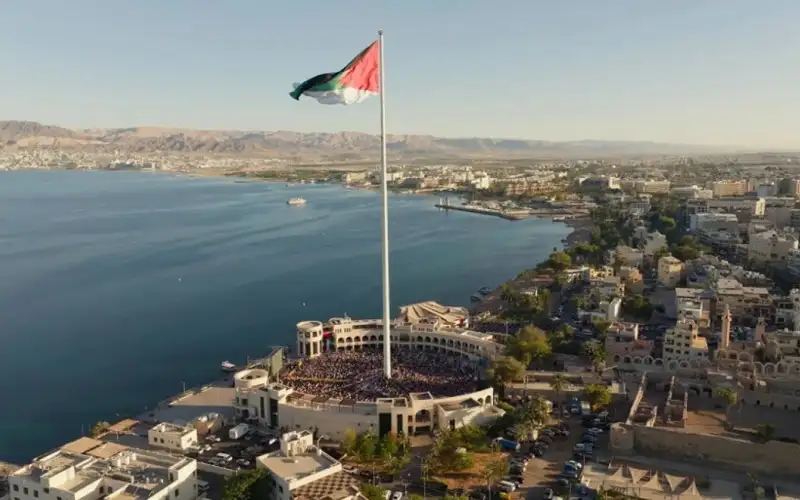 نقل 1100 حاوية يخفض إشغال ساحات