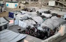 نايلون بأسعار الإسمنت.. الشوstrongادرstrong والخيام عبء