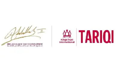 رئيس هيئة الأركان المشتركة يقلد عددا