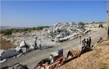 الاحتلال يهدم إسطبلا ومنشآت زراstrongعيstrongة فلسطينية