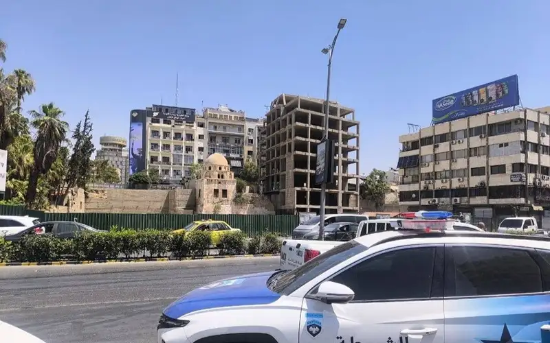 سوريا .. محتجون يقتحمون مقرا أمنيا