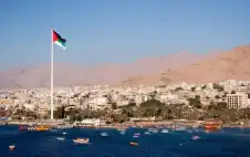 مفوض اstrongلبstrongيئة في العقبة: 7 مصابين